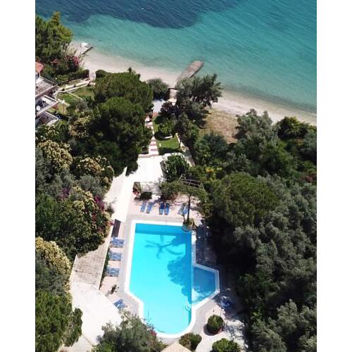 ALEXANDROS SEASIDE HOTEL