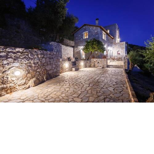 ANAξ Villa Kalamata Verga