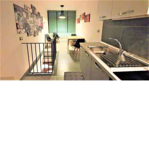 Center Living Apartment