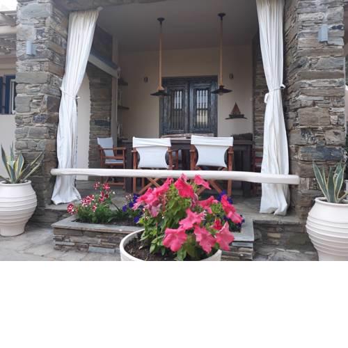 Romanos Summer House
