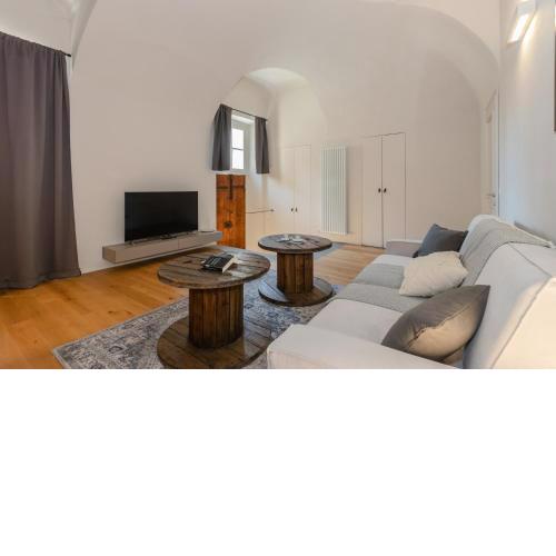San Martino Modern & Elegant Flat