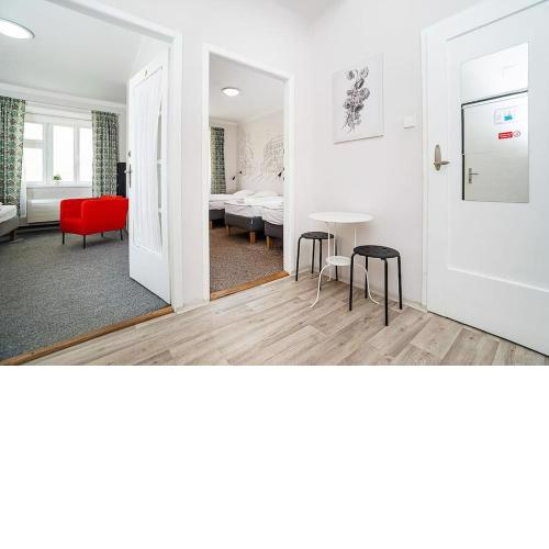 Sleeps 6 Great Location