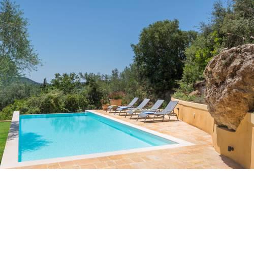 VILLA MYLOS