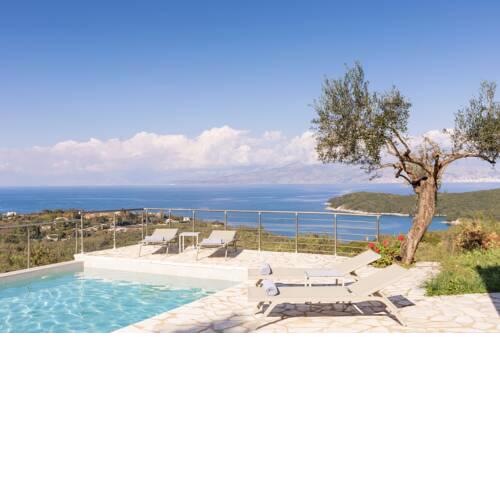 Villa Yellow Stone by Rodostamo Hotel
